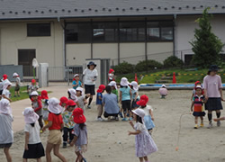 毎日のお祈りを通して豊かな心を育みます